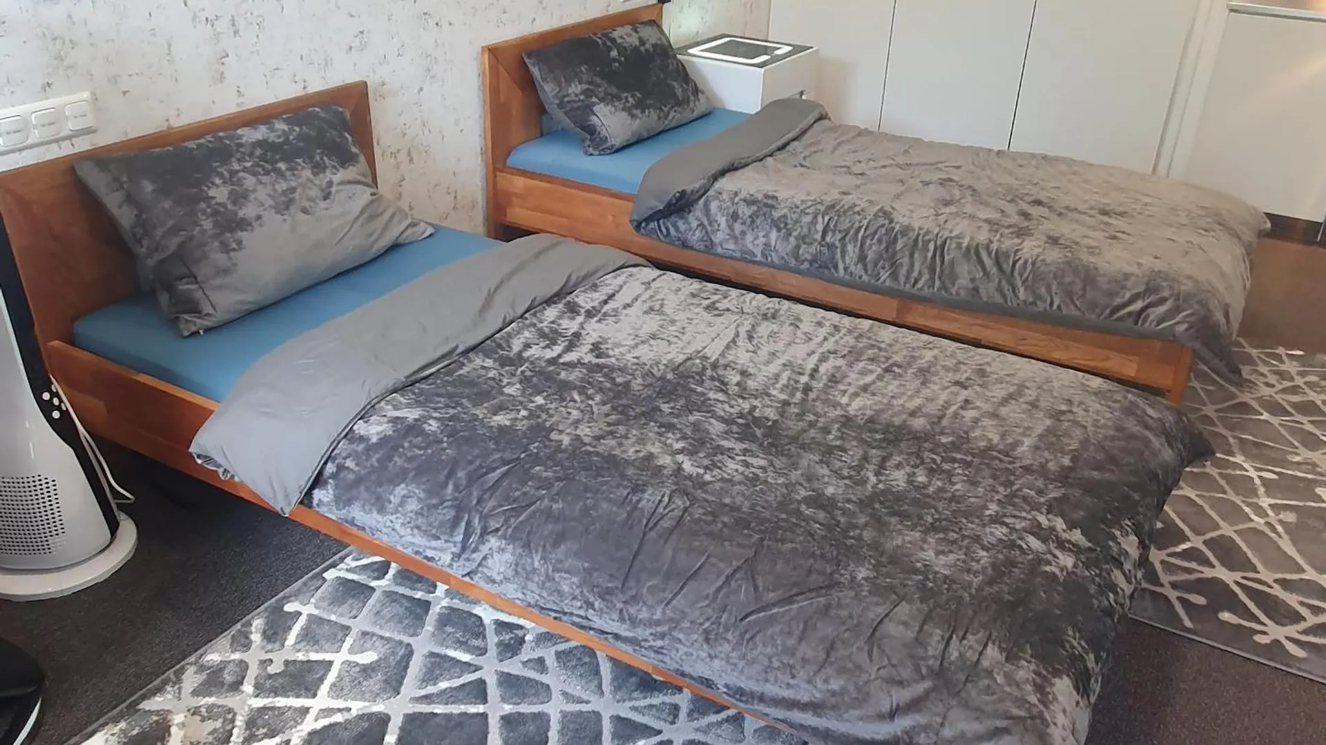 Larisa'S Nr 11 Mit Parkplatz Apartman Hamburg 0*,  Németország